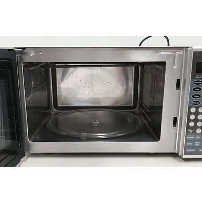 Lumina Signature 900W Grill/Microwave/Convection Oven Stainless Steel