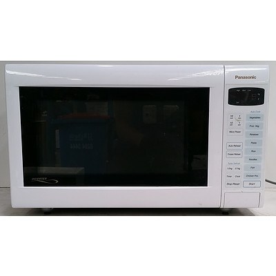 Panasonic Inverter NN-S454WF 1100W Microwave Oven