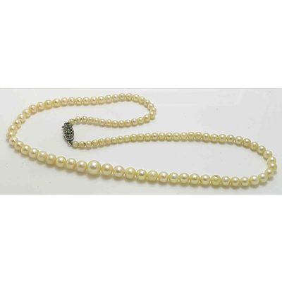 Vintage Graduated Akoya Cultured Pearl Necklace