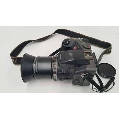 Fuji FinePix S602 Zoom Digital Camera