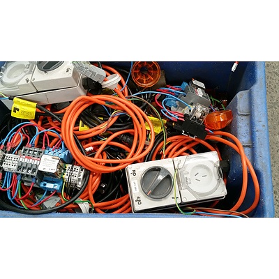 Selection of Clipsal 32 Amp and 15 Amp Cables, Plugs and Wall Plates