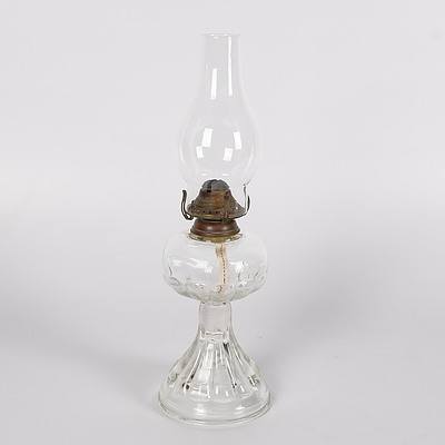 Clear Glass Table Oil Lamp with Round Font and Base