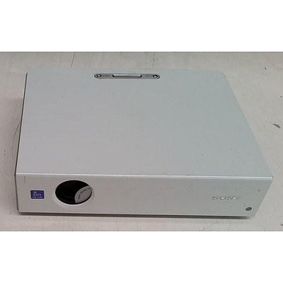 Sony (VPL-CX5) XGA 3LCD Projector