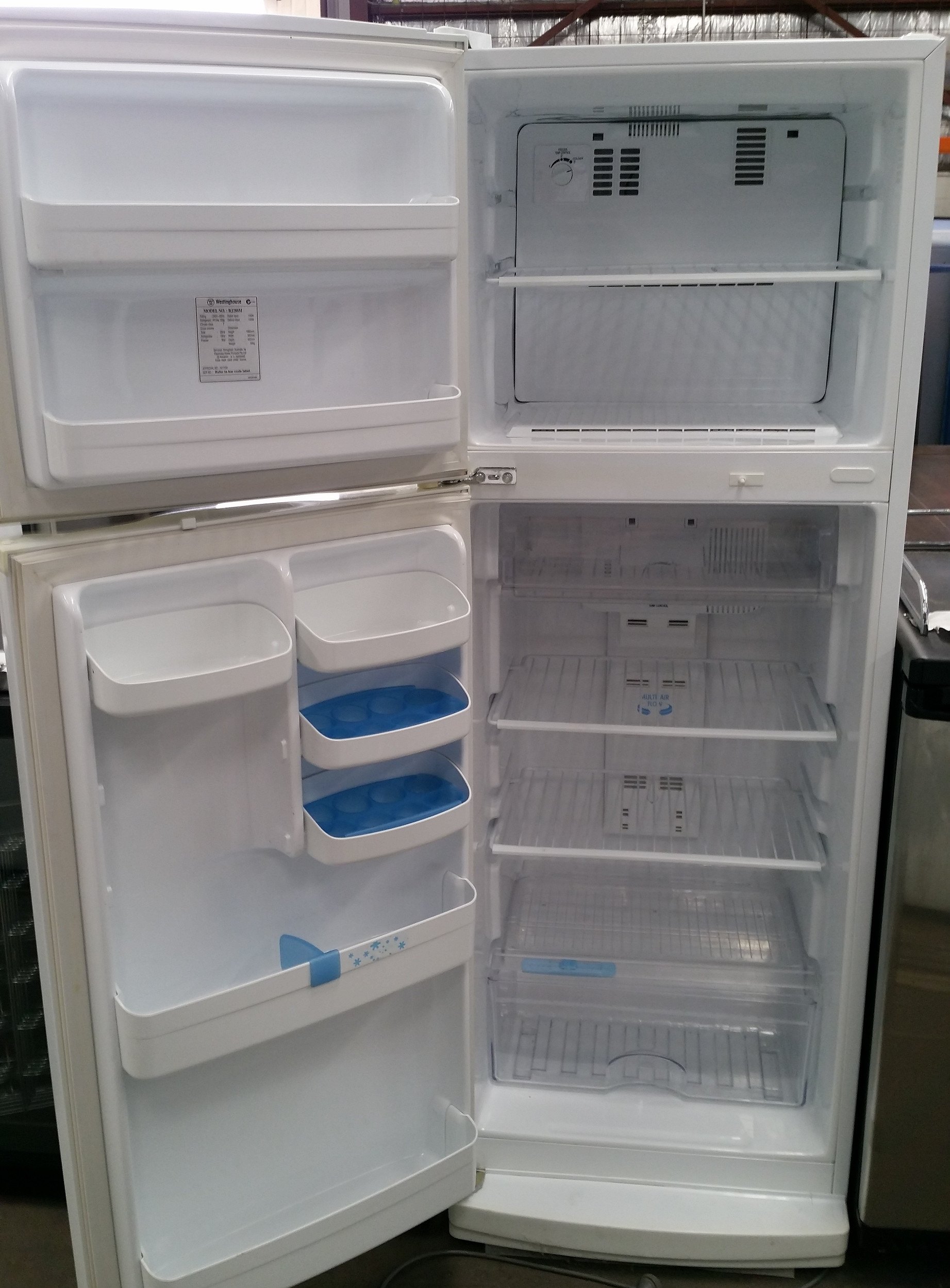 rj280m westinghouse fridge