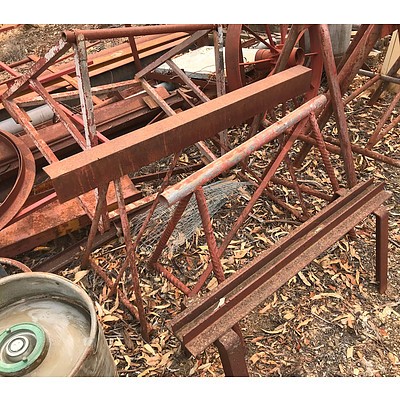 Lot 127 - Metal Trestle - Lot of 8