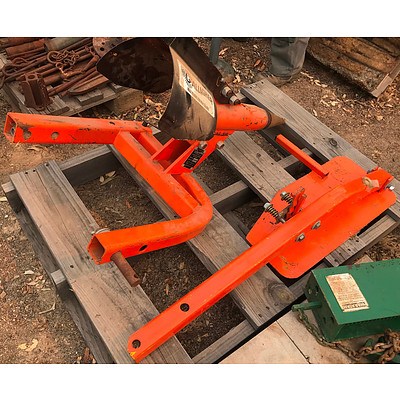 Lot 134 - Gallagher 82WH Tractor Driven Pine Wood Splitter