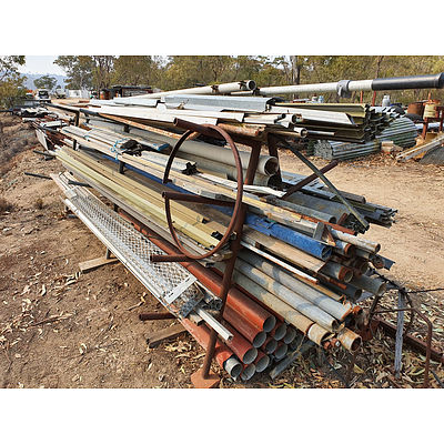 Lot 153 - Heavy Duty Steel Rack with Assorted Building Materials