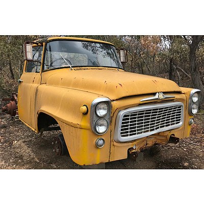 Lot 283 - International Truck AA130