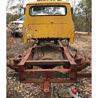 Lot 283 - International Truck AA130