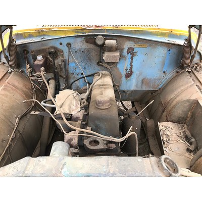 Lot 283 - International Truck AA130