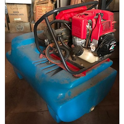 Lot 39 - Honda GX31 31cc Petrol Weed Sprayer