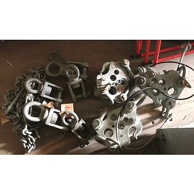 Lot 89 - Steel Mooring Clamps and Chain Clamp