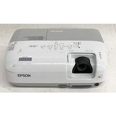 Epson (EB-S6) SVGA 3LCD Projector