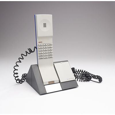 A Bang and Olufsen Beocom 1500 T Telephone