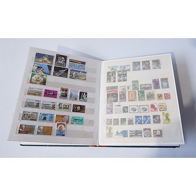 International Stamp Album with 400+ Stamps, Including Spain, USA, Greneda and More