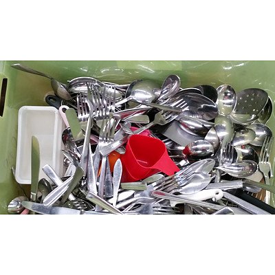 Selection of Commercial Crockery, Cutlery and Plastic Kitchenware