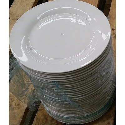 Selection of Commercial Crockery, Cooling Racks, Baskets and Trays