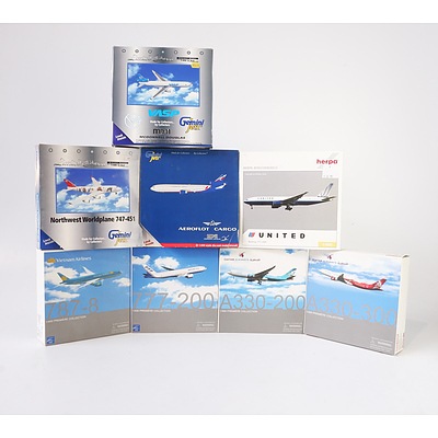 Eight 1:400 Scale Models of Commercial Aircraft