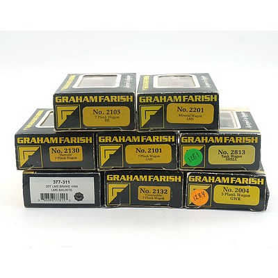 Eight Boxed Graham Farish by Bachmann Carriages and Two Loose Graham Farish Locomotives