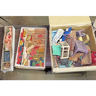 Group of Vintage Board Games, Stereoscope Slides and Doll Accessories