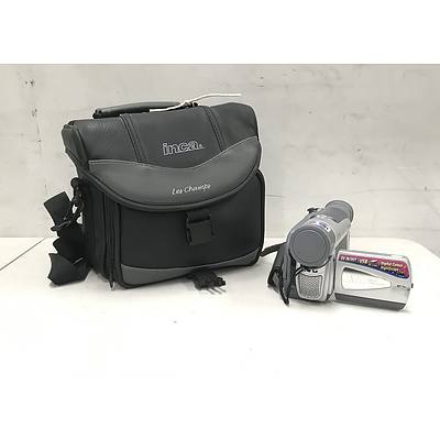 JVC Video Camera with Inca Travel Bag Including Remote and Charging Accessories
