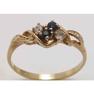 14ct Gold Sapphire & Cz Ring