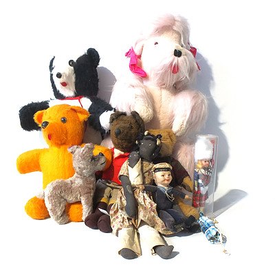 Quantity of Soft Toys Including Vintage Growler Dog and Teddy Bear