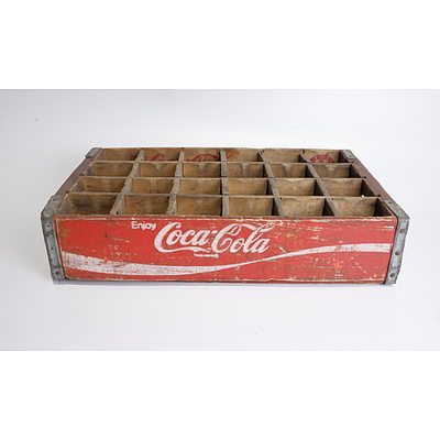 Vintage Red Coca Cola Twenty Four Bottle Carry Case