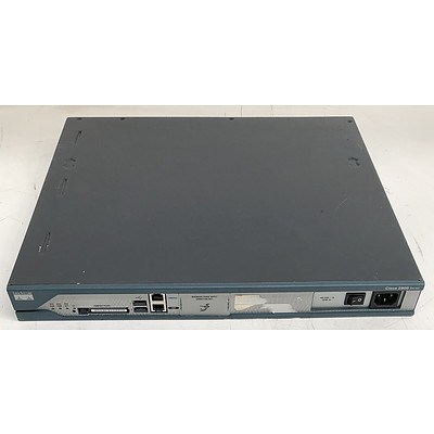 Cisco (CISCO2811 V06) 2800 Series Integrated Services Router