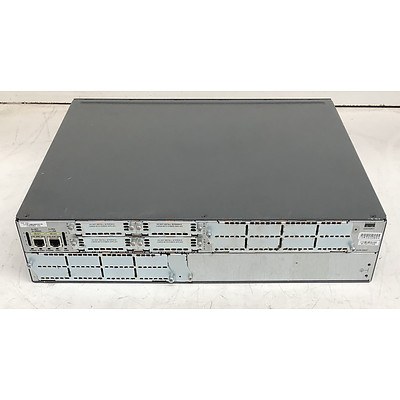 Cisco (CISCO2821 V03) 2800 Series Integrated Services Router