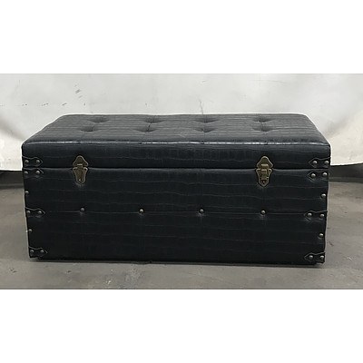 Black Storage Trunk Seat