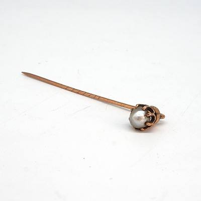 14ct Red Gold Tie Pin with Baroque Pearl