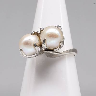 Sterling Silver Ring with Cultured Pearls