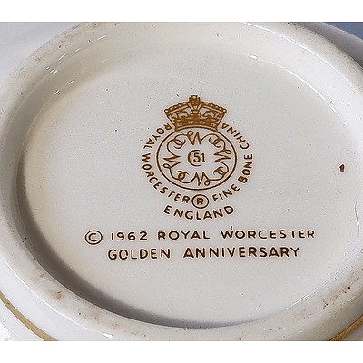 Vintage 1962 Royal Worcester 15 Piece Coffee Demitasse Set