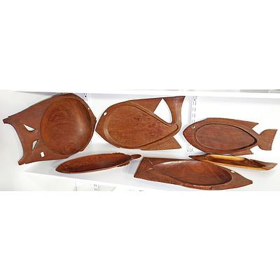 Large Collection New Guinea Massim Fish Platters, Some with Shell Inlay
