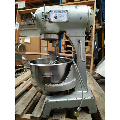 Poul Chang Food Machines Commercial Mixer