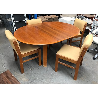 Wooden Foldout Extension Table With 4 Chairs