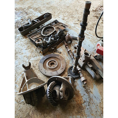 Assorted Vintage Holden Mechanical Components