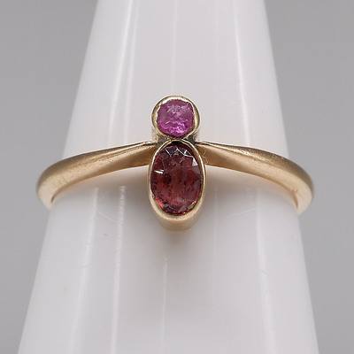 Antique 15ct Yellow Gold Ring with One Pink and One Orange Coloured Gems, Assumed to be Ruby and Tourmaline