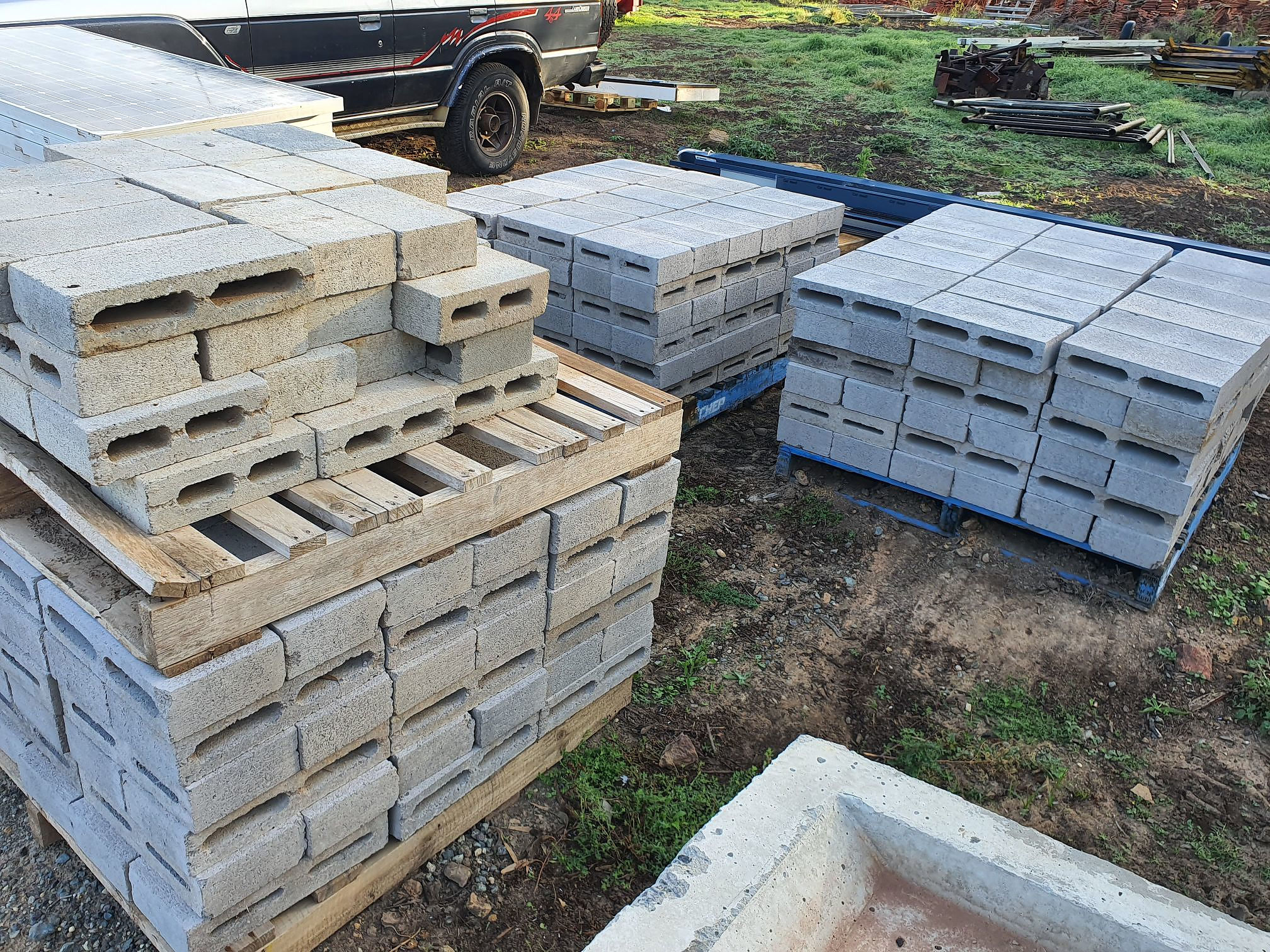 Lot 244 Skinny Cinder Blocks Lot - Lot 1110312 | ALLBIDS