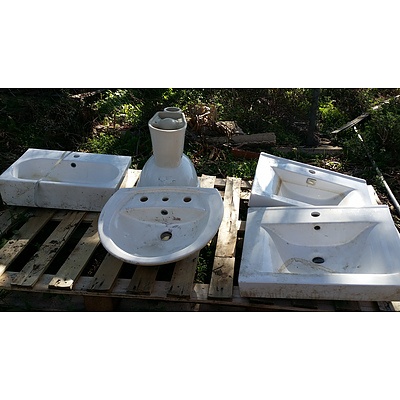 Lot 122 - Assorted Ceramic Basins and Toilet