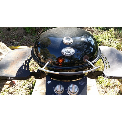 Lot 127 - Outdoor Chef Gas BBQ