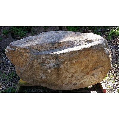 Lot 128 - Large Granite Rock