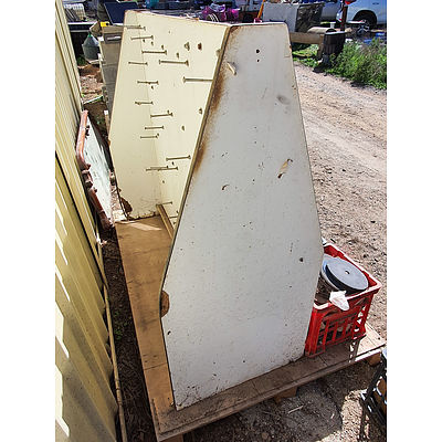 Lot 204 - Gondola Display Stand with Assorted Abrasives