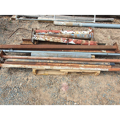 Lot 234 - Assorted Steel Support Posts