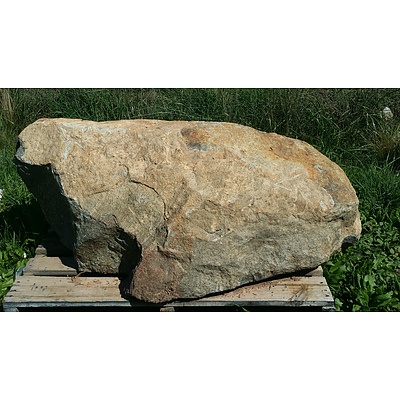 Lot 24 - Large Granite Rock