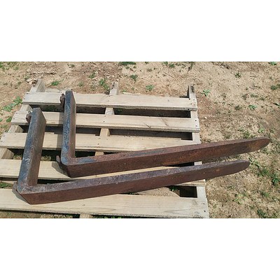 Lot 33 - Pair of Forklift Tines