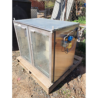 Lot 92 - Williams Stainless Refrigerated Food Service Cabinet