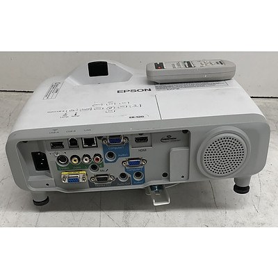 Epson (EB-520) XGA 3LCD Projector