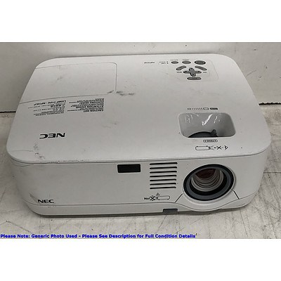 NEC (NP510) XGA 3LCD Projector